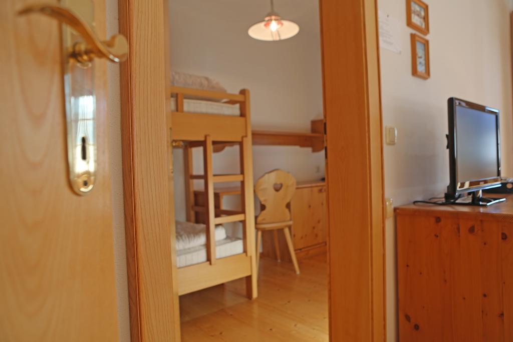 Haus Leopold Apartamento Gosau Exterior foto